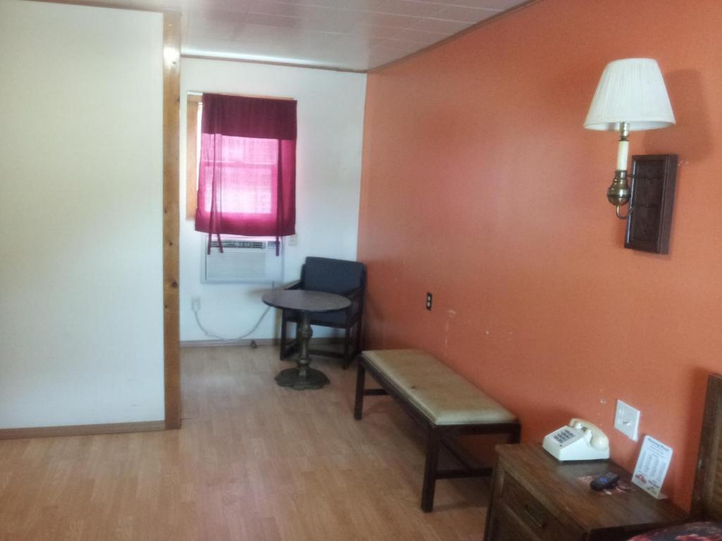 Mustang Motel Джиллетт Экстерьер фото